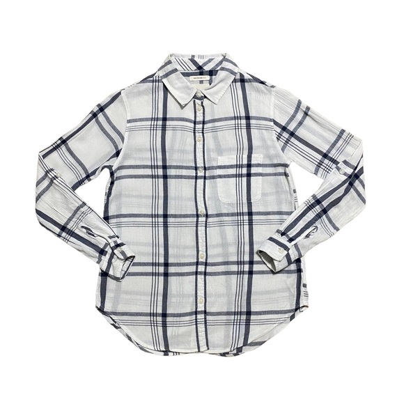 American Eagle Outfitters Tops - American Eagle Boyfriend Fit Plaid Button Down Shirt